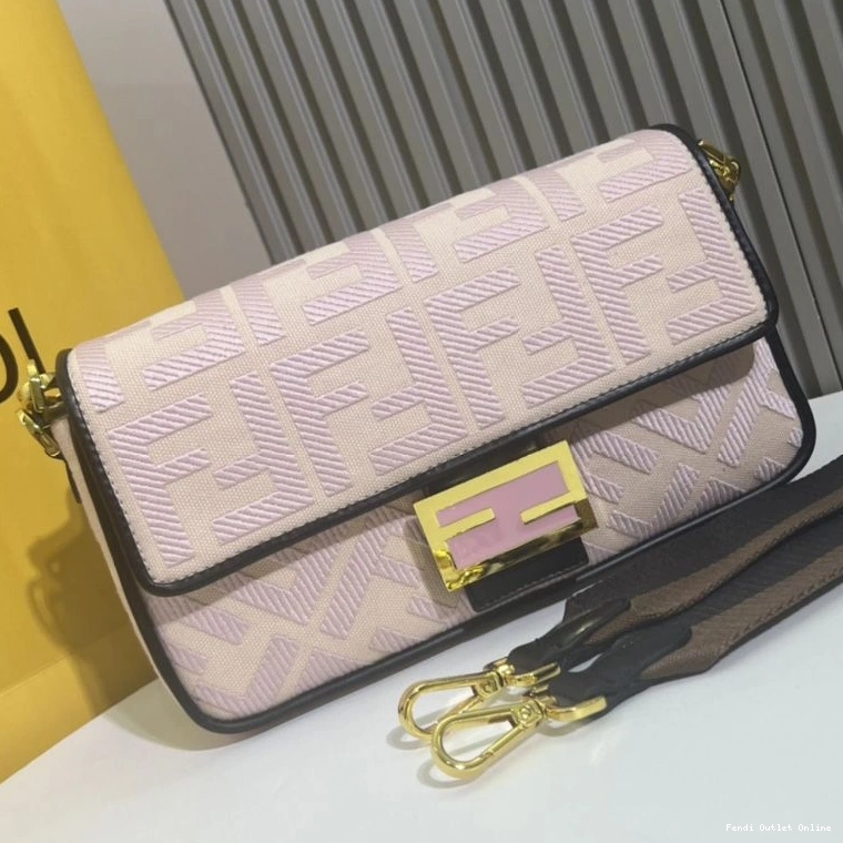 Affordable Medium Motif FF Baguette Canvas In Fendi Cherry Bag 0724